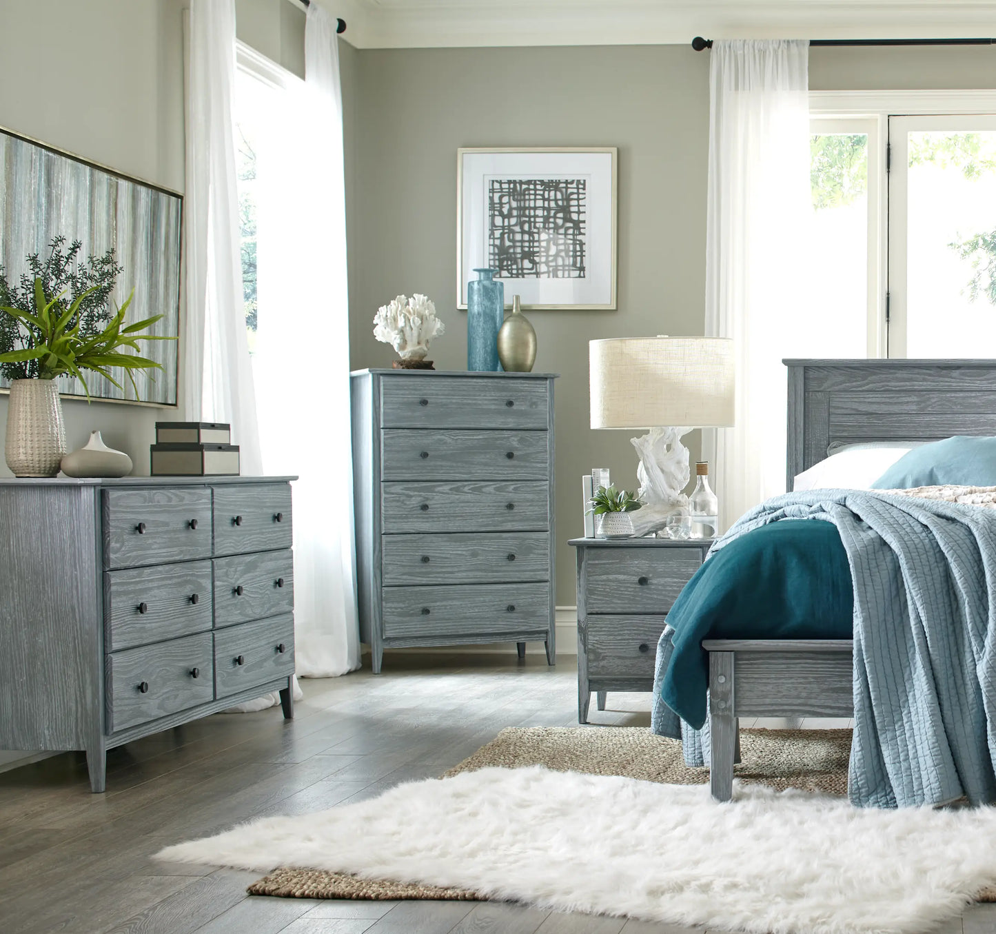 Greenport Bedroom Set (5-piece)