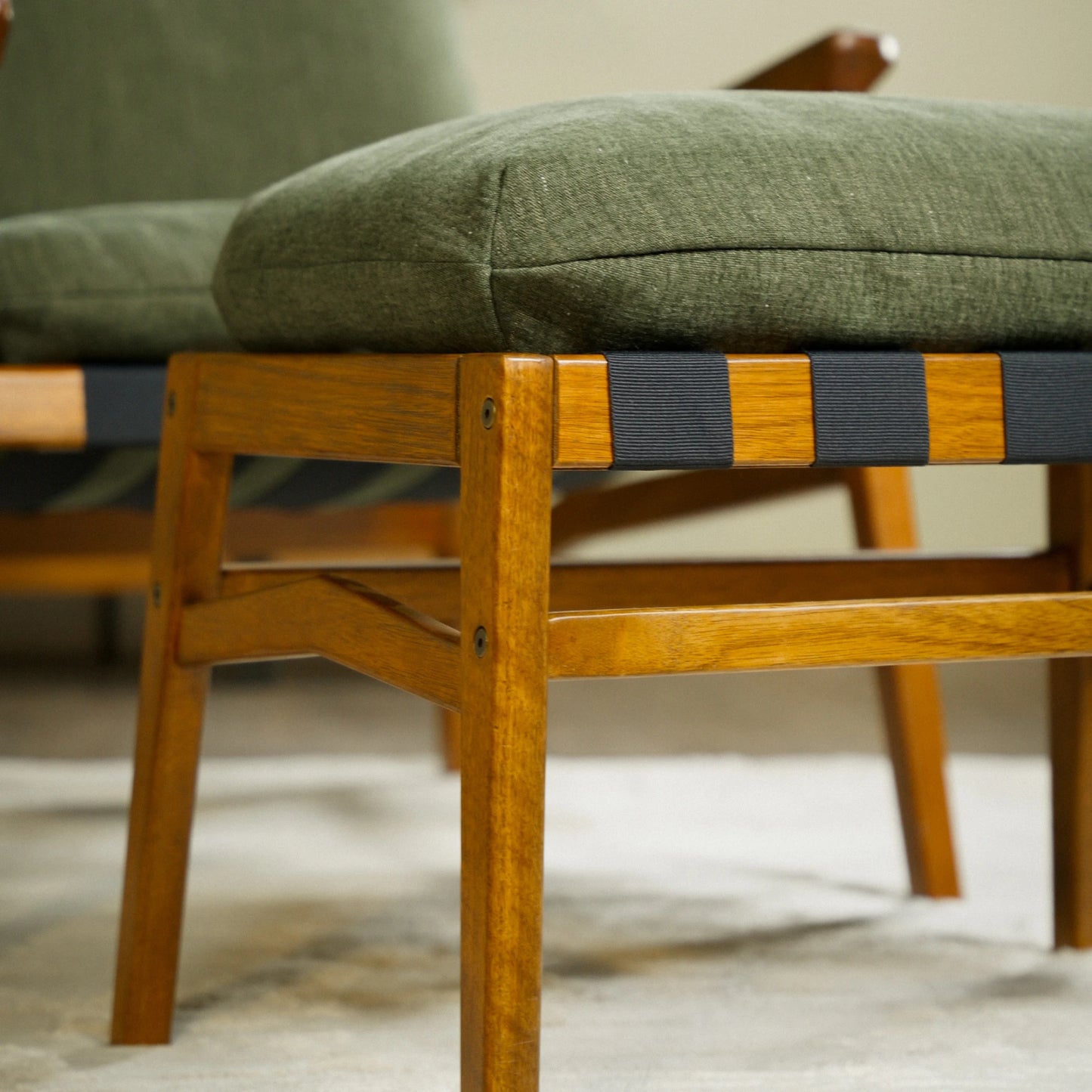 Mid Century Lounge Chair + Ottoman