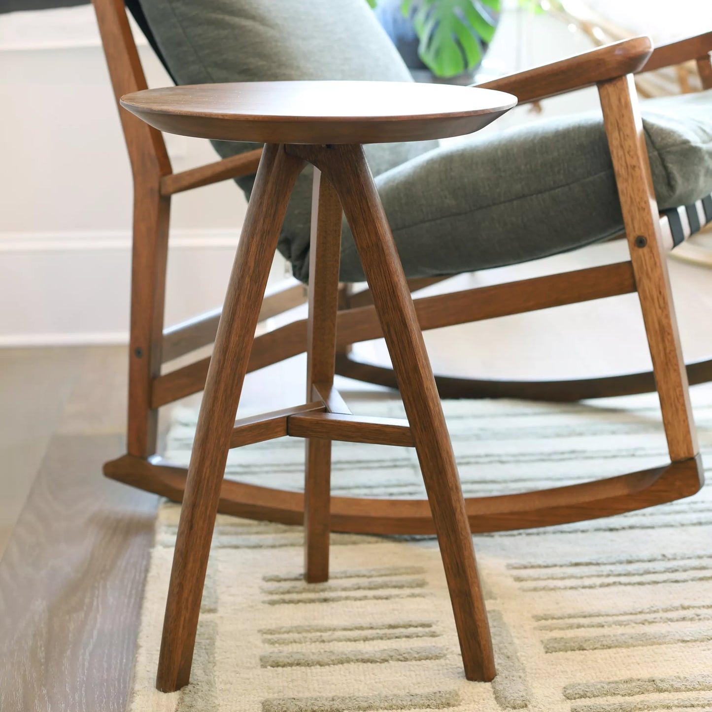 Mid Century End Tables (Set of 2)