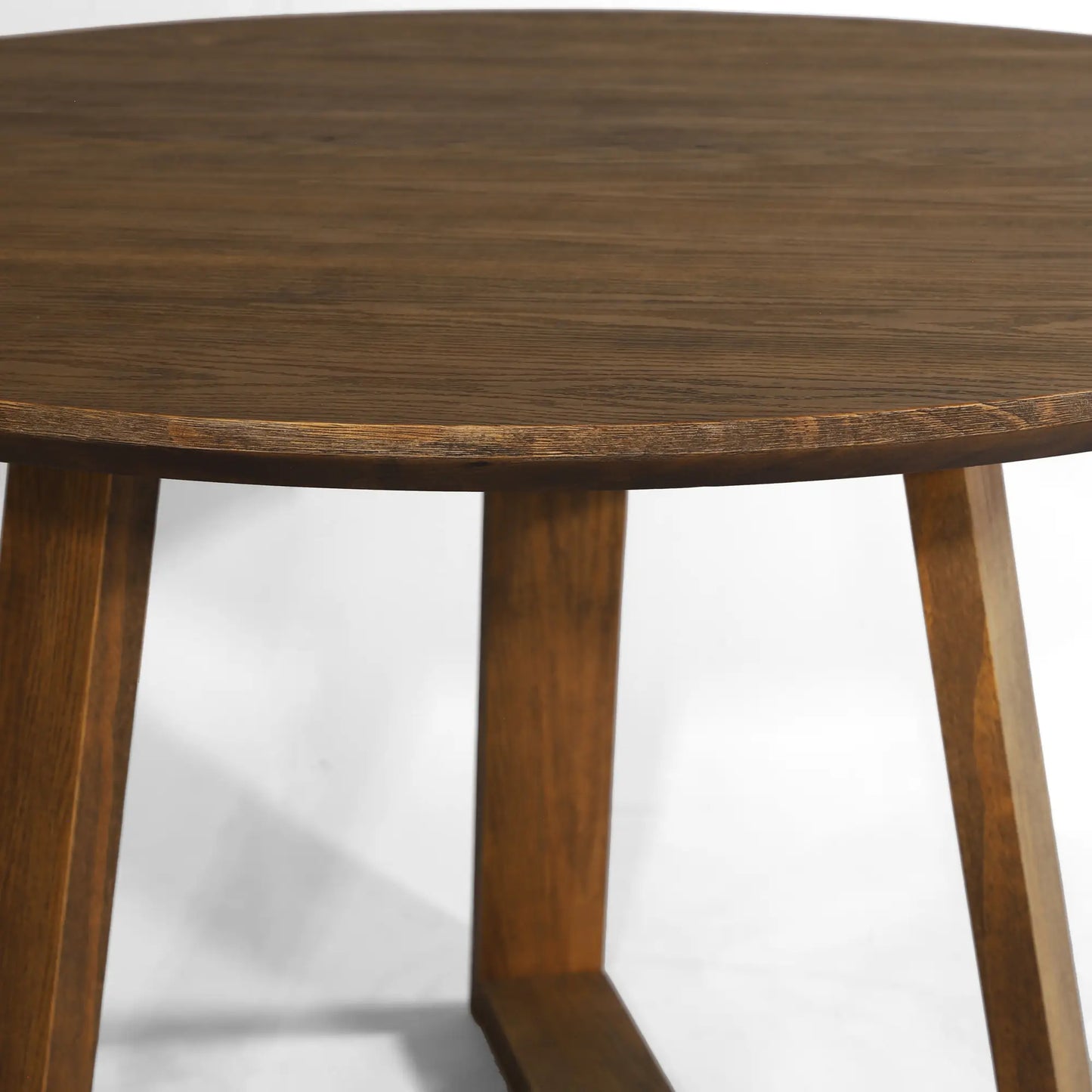 Cascais Round Dining Table