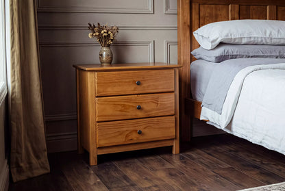 Shaker 3-Drawer Nightstand