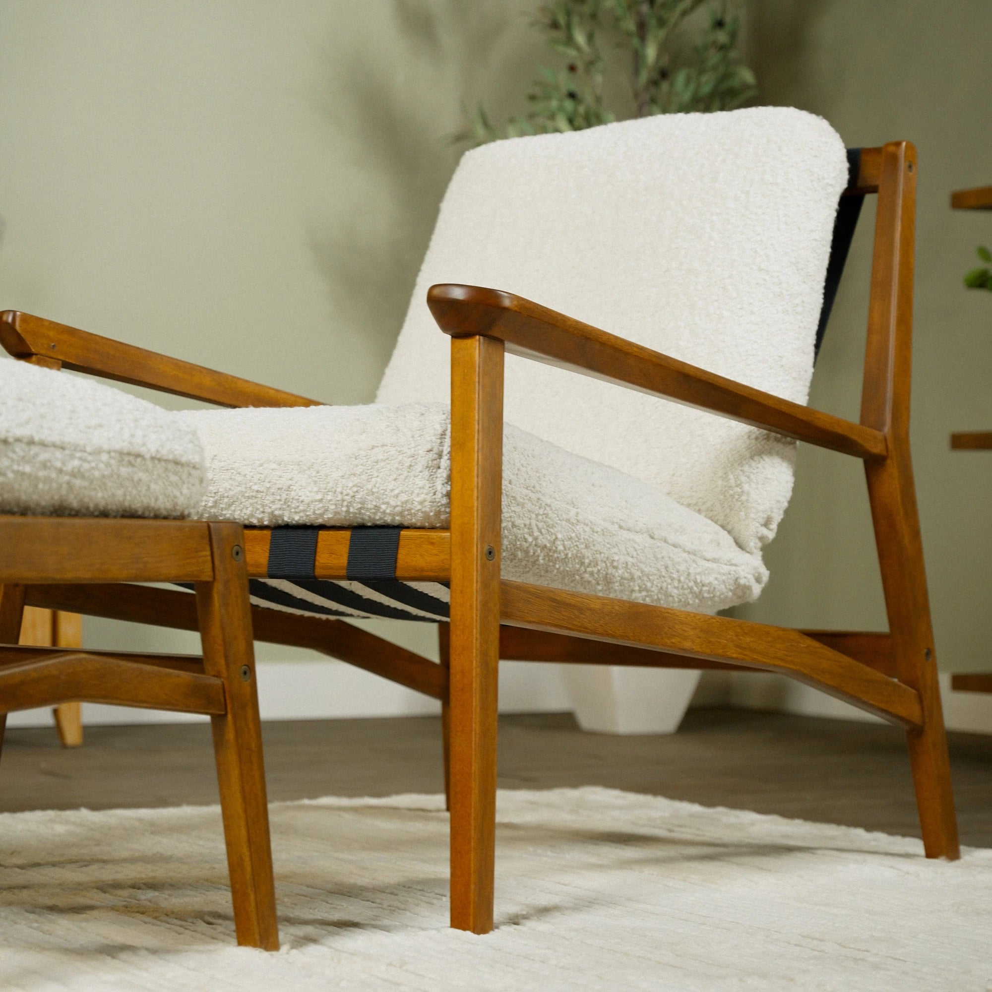 Mid Century Lounge Chair + Ottoman