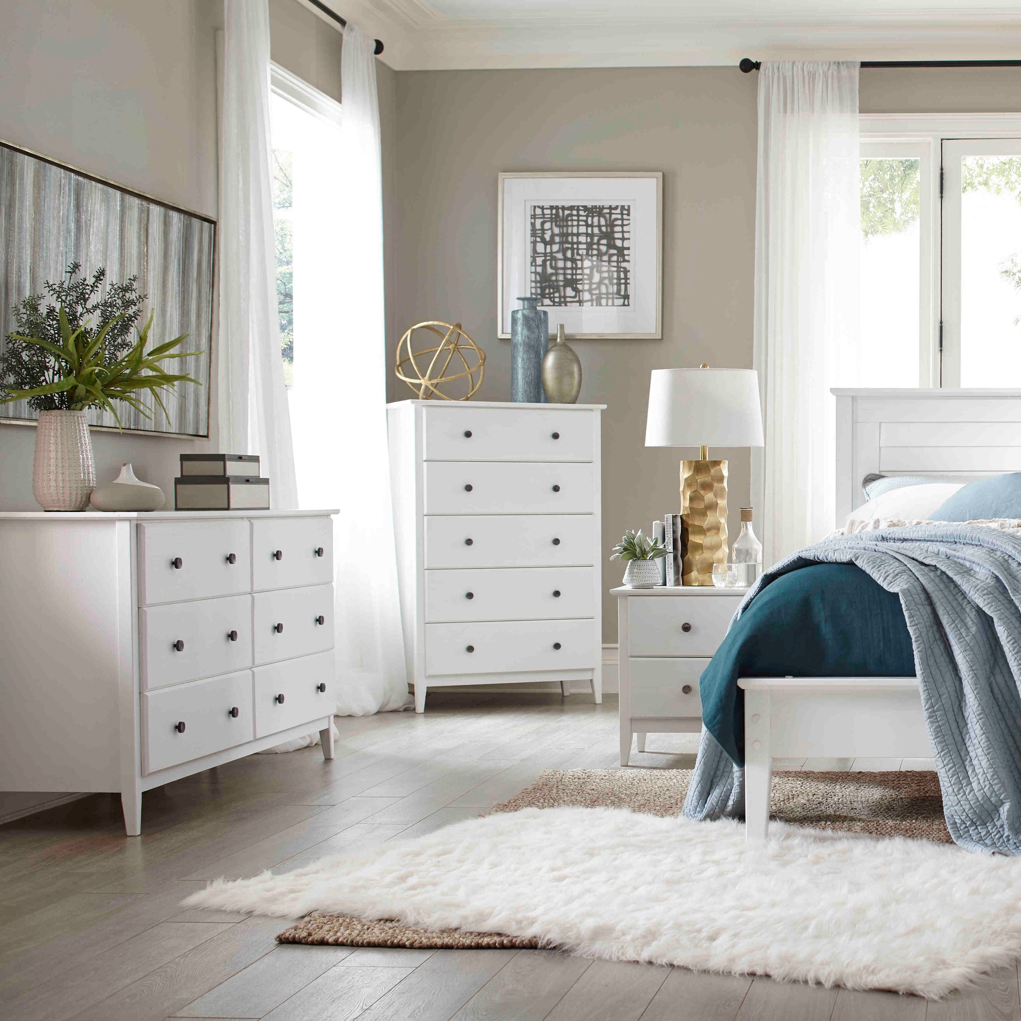 Greenport Louvered Platform Bed Grain Wood Furniture